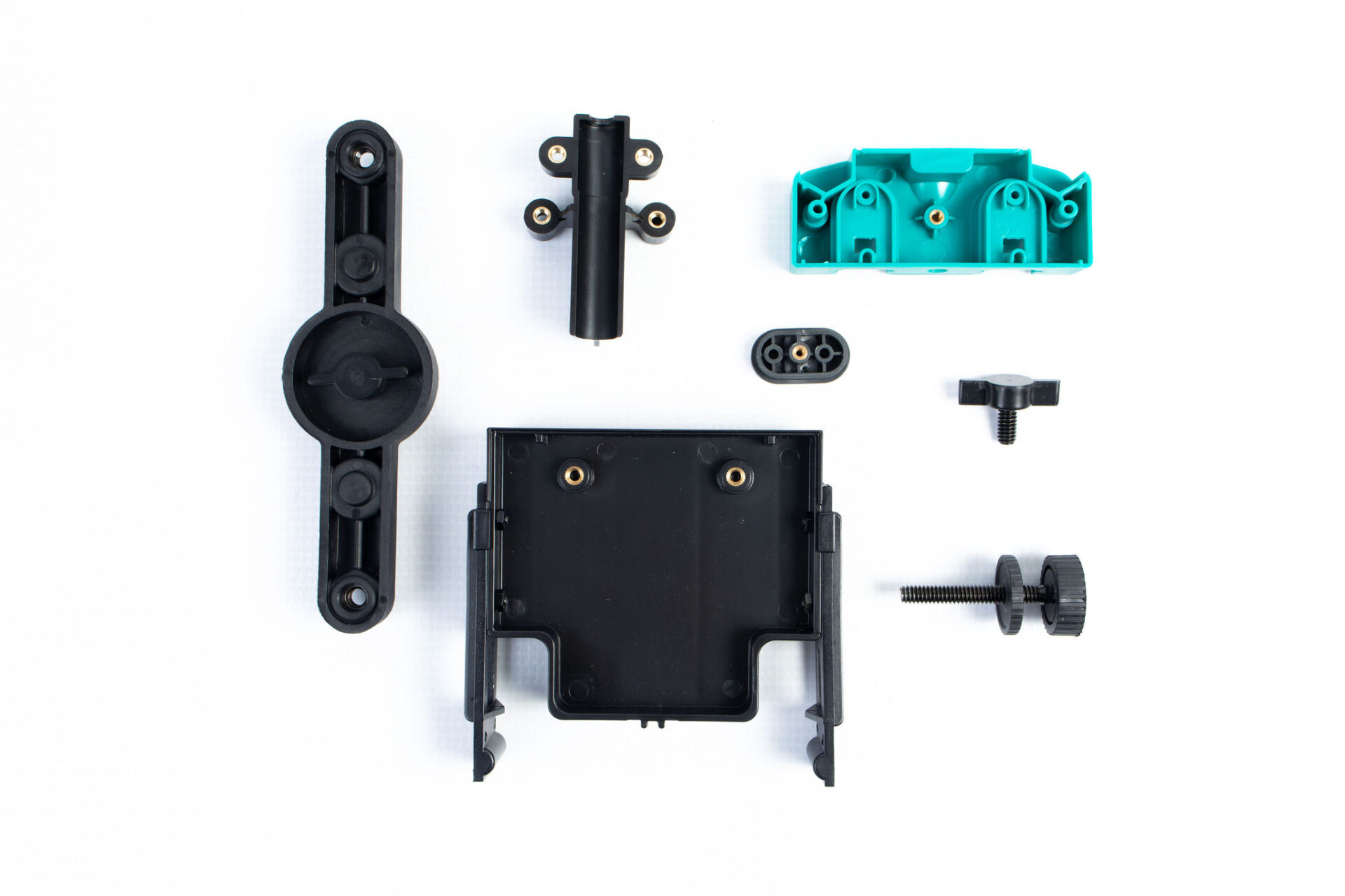 miscellaneous plastic pieces